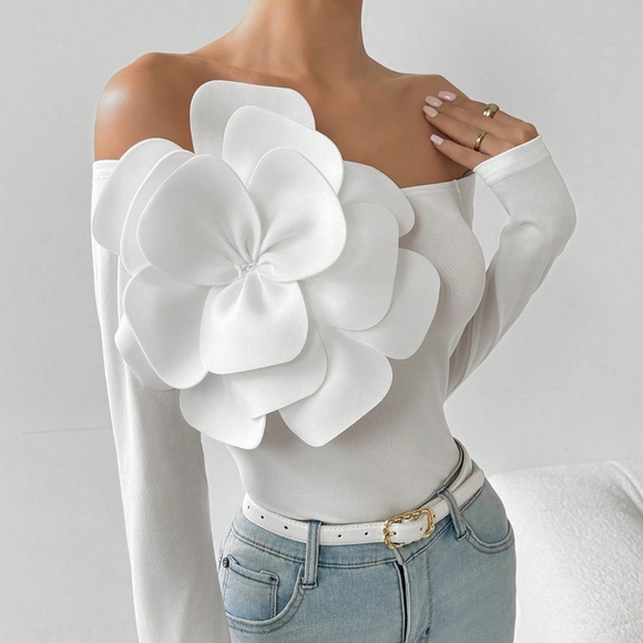 Tops - Women's Elegant Off Shoulder Exaggerated 3D Floral Print T-Shirt